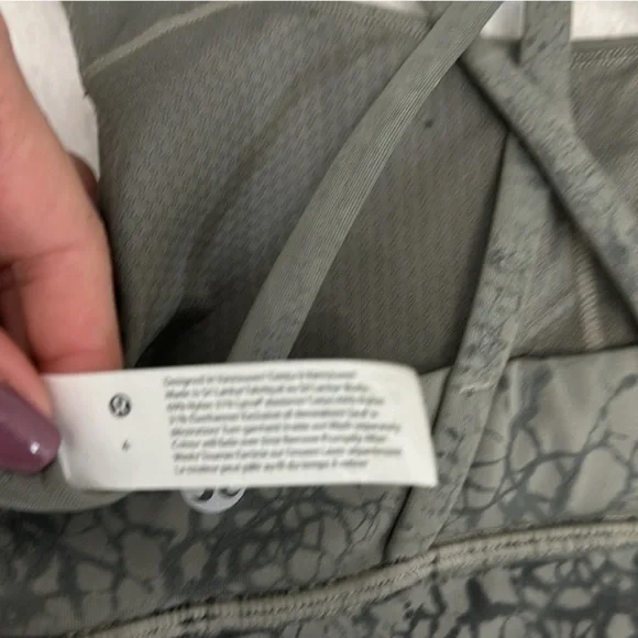 🔥Lululemon Energy Bra Long Line, size 4 - Picture 3 of 5
